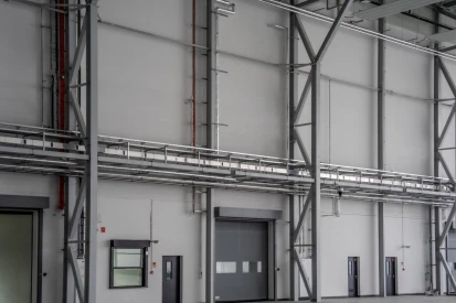 Górnośląskie Towarzystwo Lotnicze S.A. - Hangar serwisowy do obsługi samolotów.