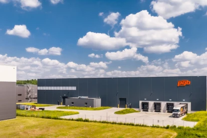 PGB Polska - <a href="https://www.promus.com.pl/en/offer/general-contracting/design-and-construction-steel-halls">Warehouse hall</a>
