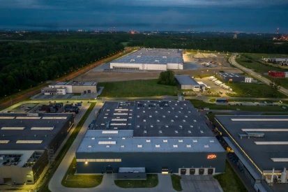 PGB Polska - <a href="https://www.promus.com.pl/en/offer/general-contracting/design-and-construction-steel-halls">Warehouse hall</a>

