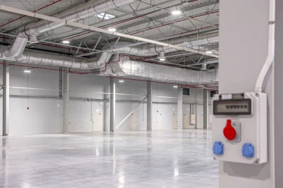 Heraeus - Warehouse and production hall