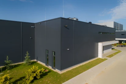 PIONART - <a href="https://www.promus.com.pl/en/offer/general-contracting/design-and-construction-steel-halls">Warehouse hall</a>, galvanizing plant hall with social and office facilities