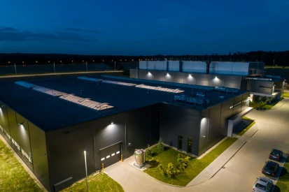 PIONART - <a href="https://www.promus.com.pl/en/offer/general-contracting/design-and-construction-steel-halls">Warehouse hall</a>, galvanizing plant hall with social and office facilities