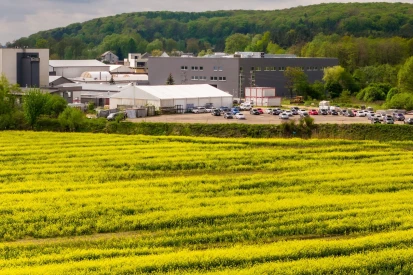 AQFORM Inc. - Hala produkcyjno - magazynowa