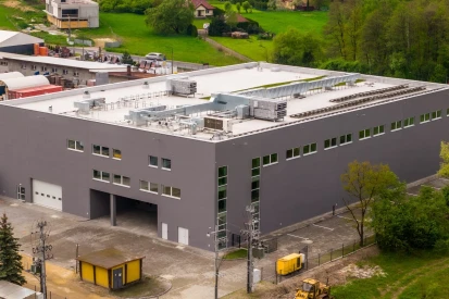 AQFORM Inc. - Hala produkcyjno - magazynowa