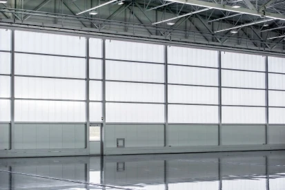 General Aviation - Hangar serwisowy do obsługi samolotów kodu A, B, C, a także śmigłowców.