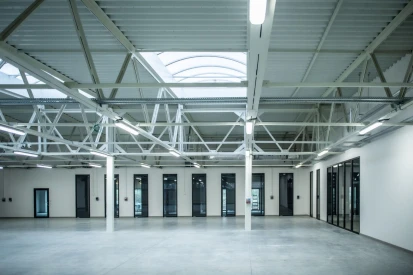 Home print - Budynek drukarni wielkoformatowej