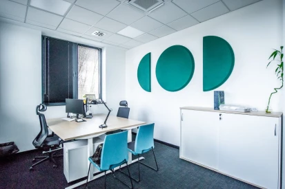 Śląskie Laboratoria Analityczne - Czterokondygnacyjny budynek o konstrukcji żelbetowej