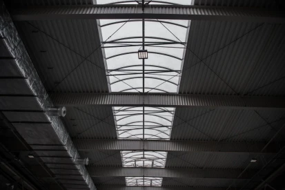 LU-VE Group - Hala magazynowa wraz z budynkiem biurowym
