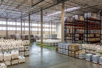 Mapei Polska - Hala magazynowa wraz z zapleczem socjalno - biurowym