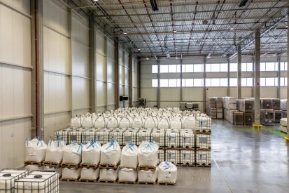 Mapei Polska - Hala magazynowa wraz z zapleczem socjalno - biurowym