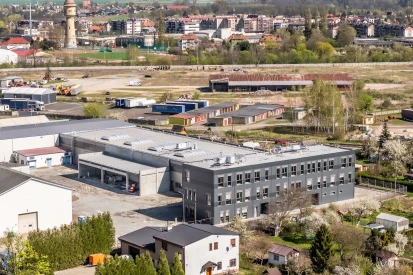 VETROTECH Saint-Gobain - Hala produkcyjno-magazynowa